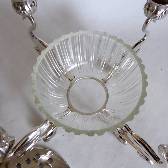 VINTAGE SILVER SWAN CANDLESTICK FLOWER HOLDER VASE CENTERPIECE BOWL - Picture 8 of 16